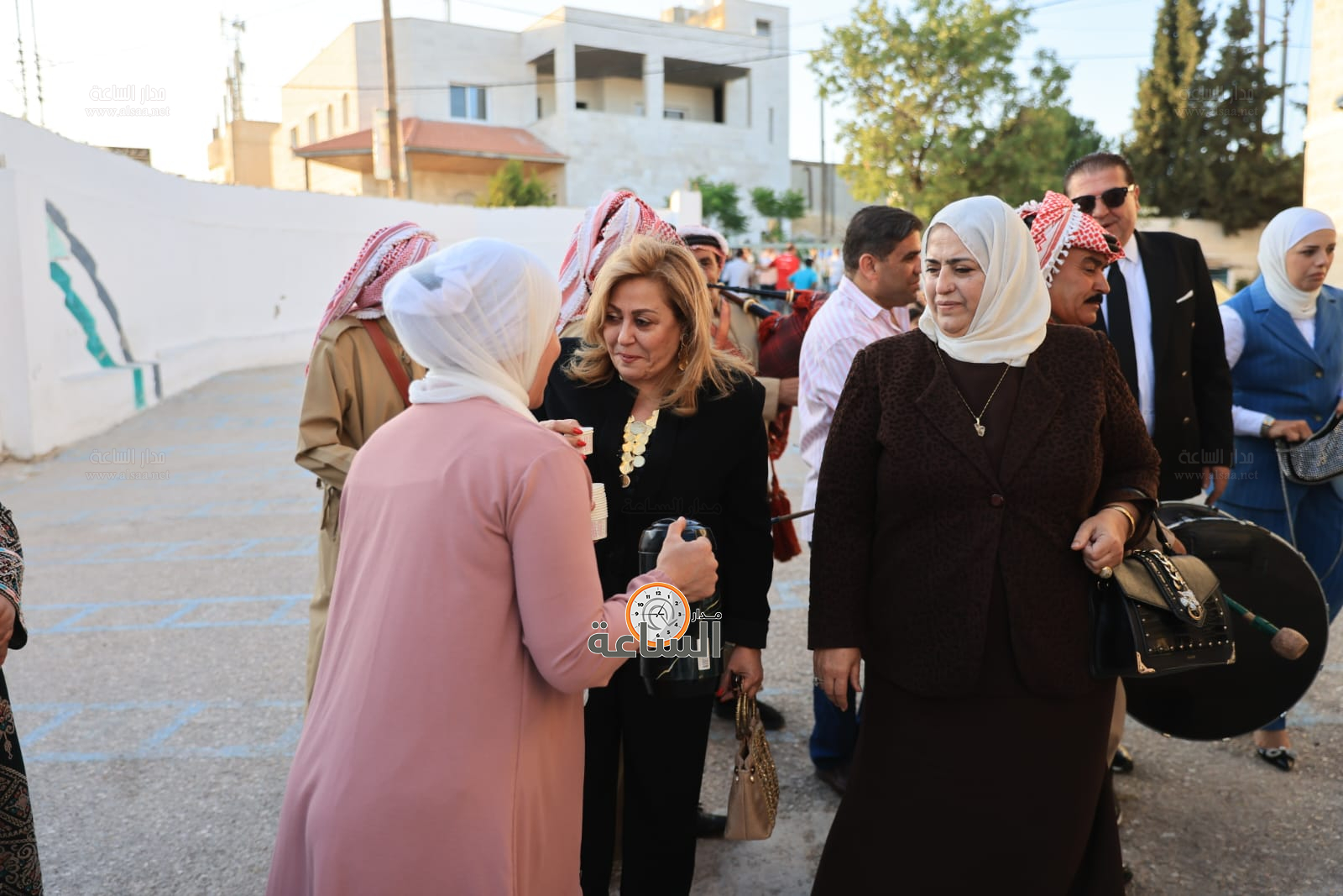 Madar Al-Saa Images 0.8001285560070885