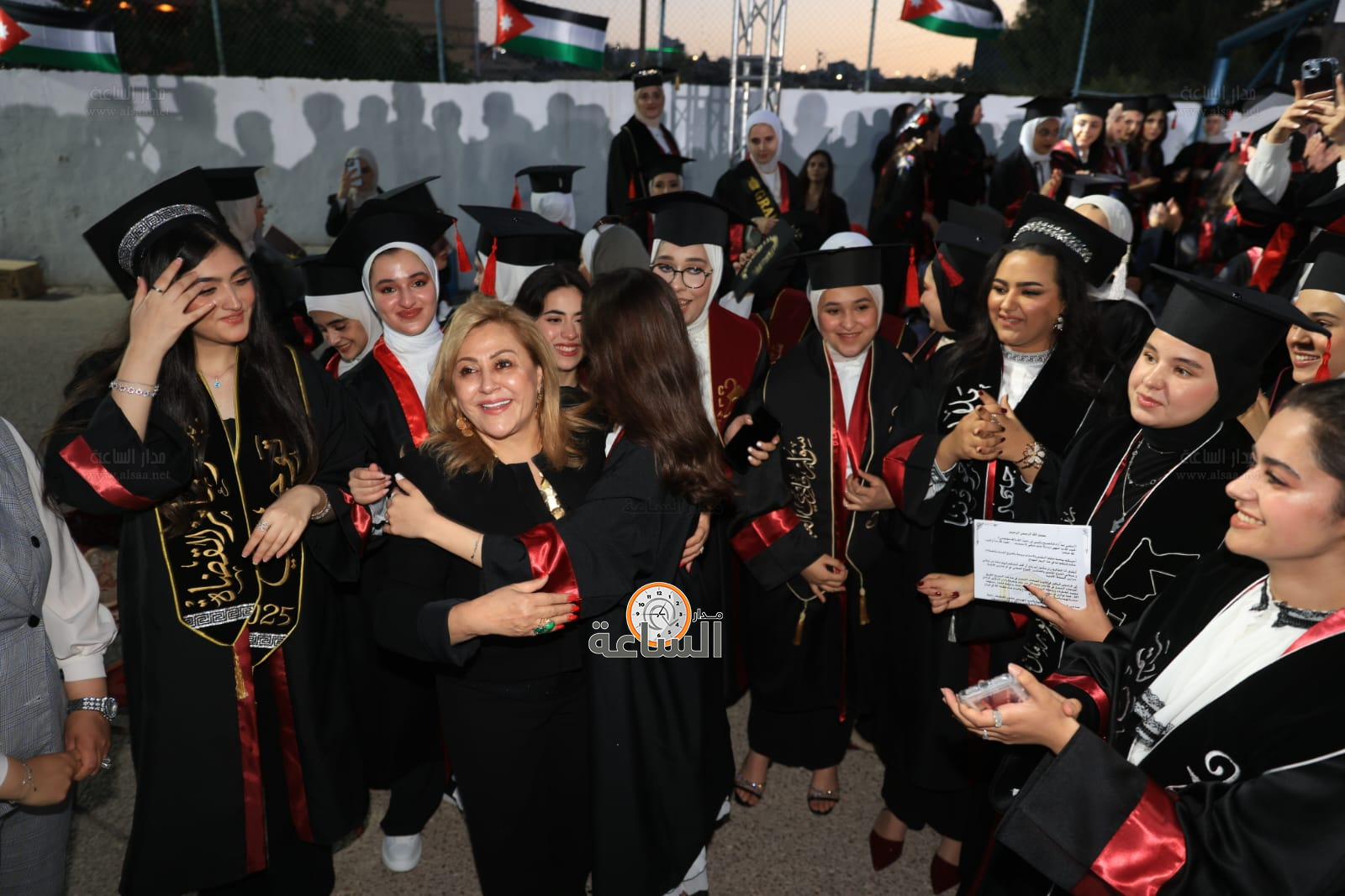 Madar Al-Saa Images 0.31962173127347804