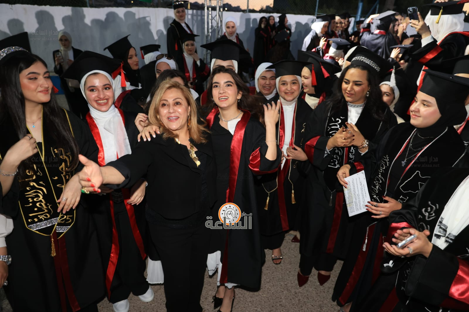 Madar Al-Saa Images 0.02873158662982689