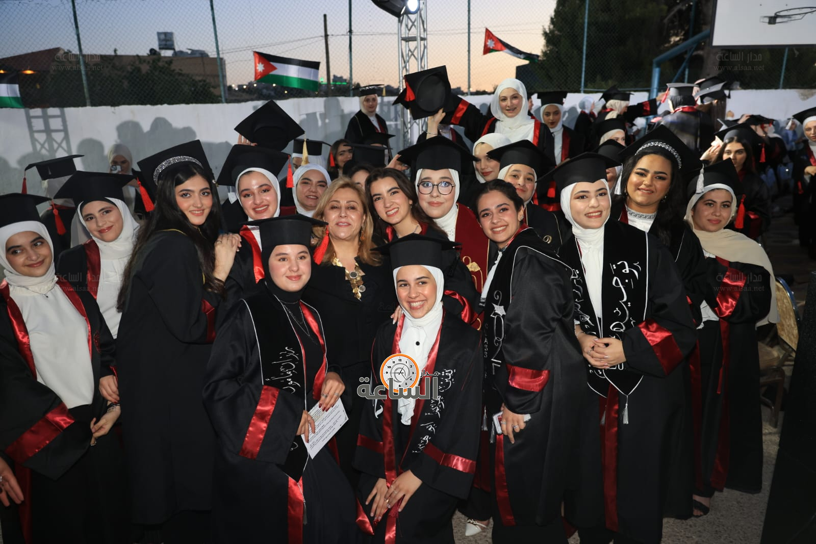 Madar Al-Saa Images 0.3092850739474945