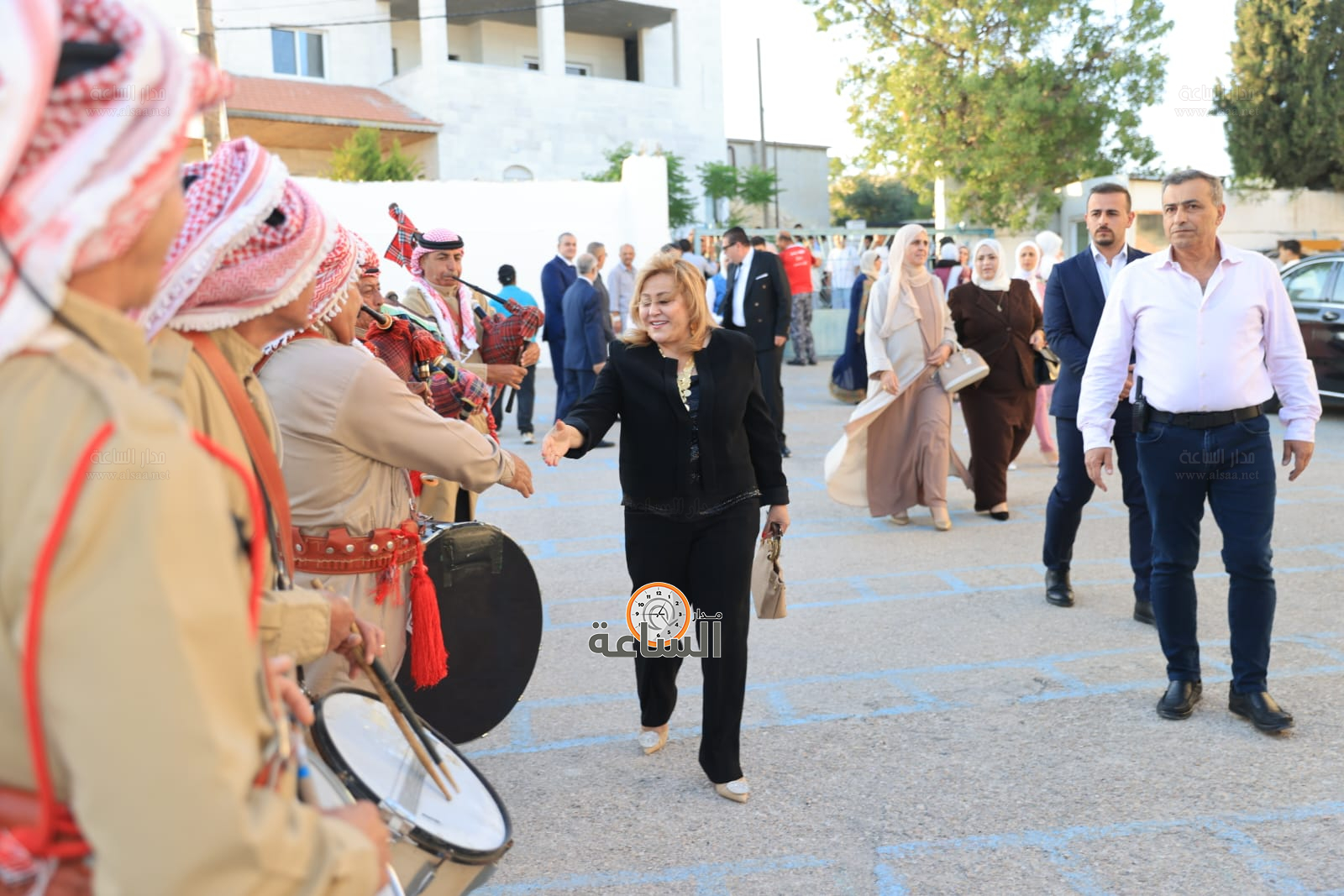 Madar Al-Saa Images 0.9518835423665334