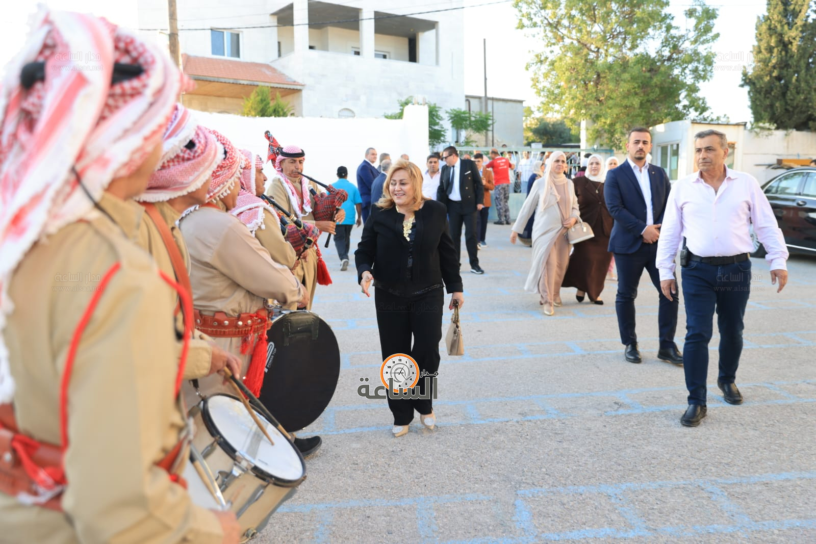 Madar Al-Saa Images 0.29935390355863245