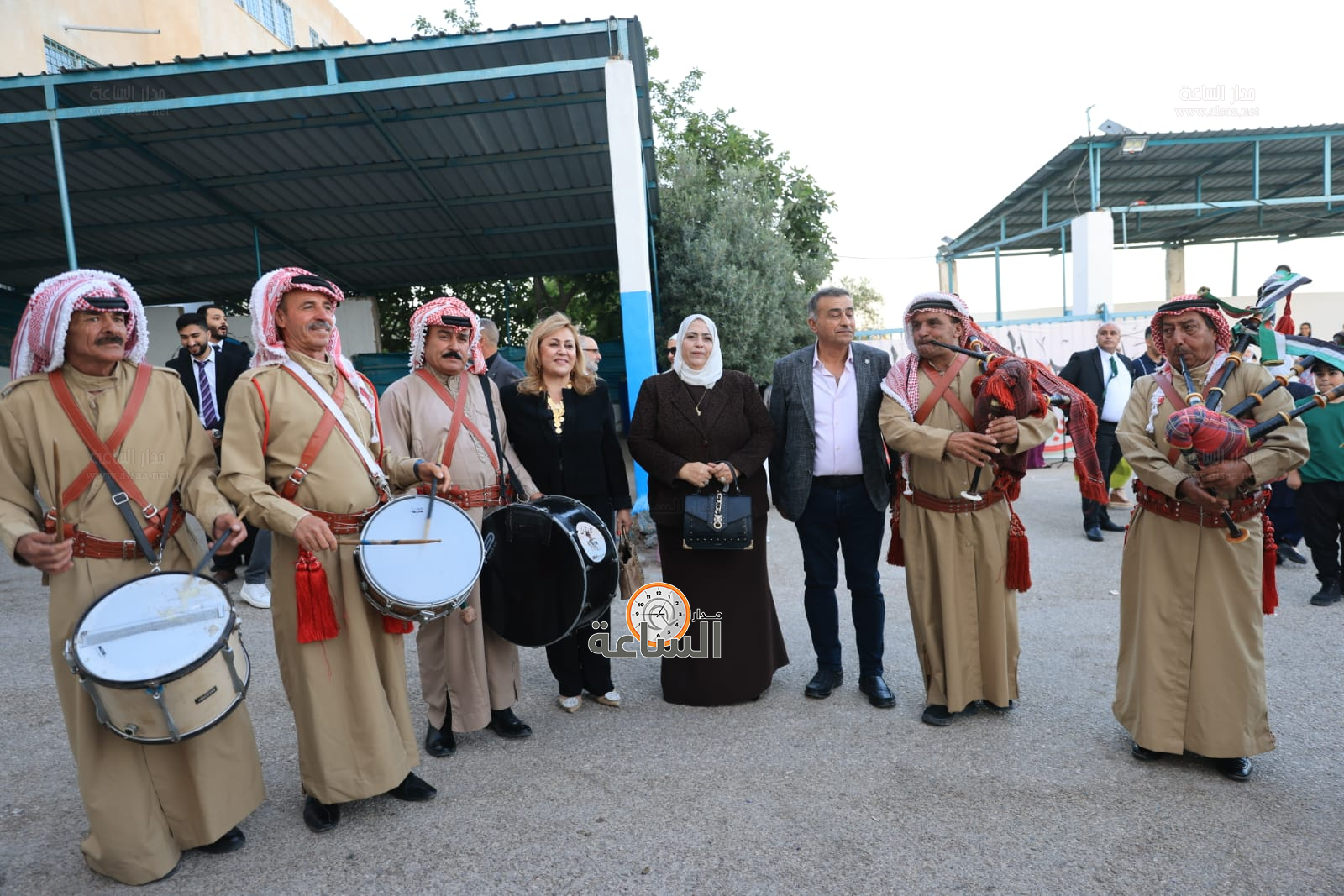 Madar Al-Saa Images 0.045619306334498844