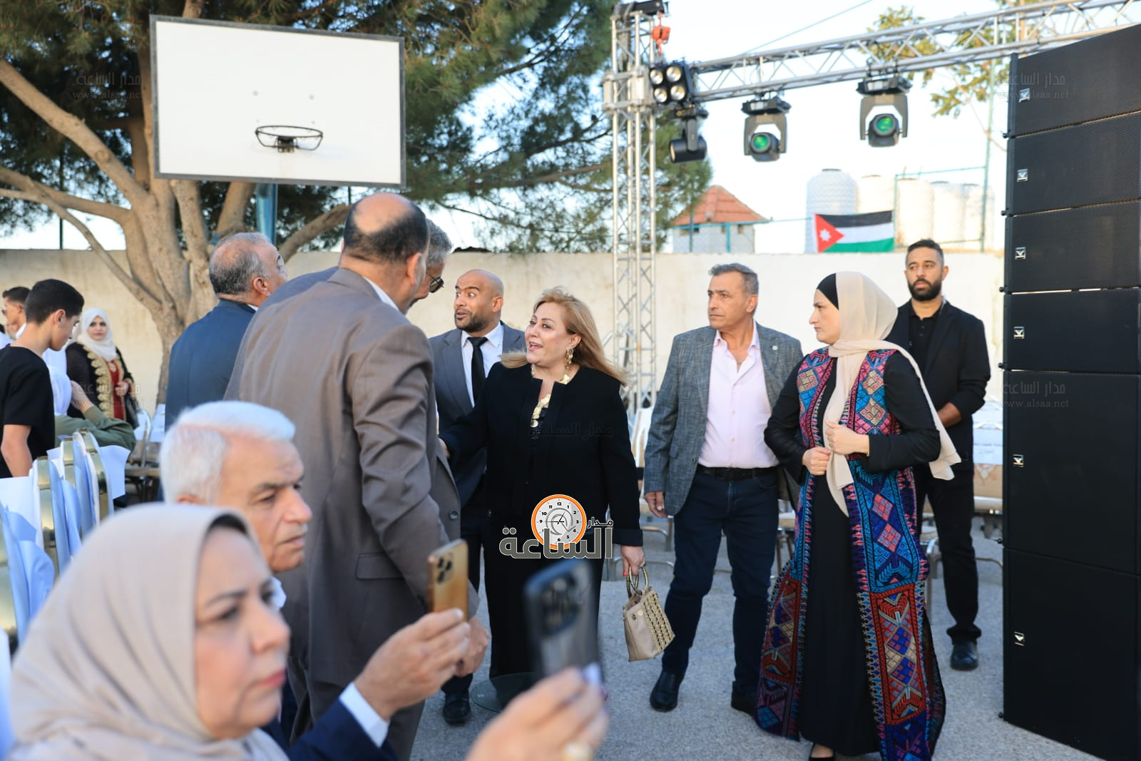 Madar Al-Saa Images 0.19881424025990568