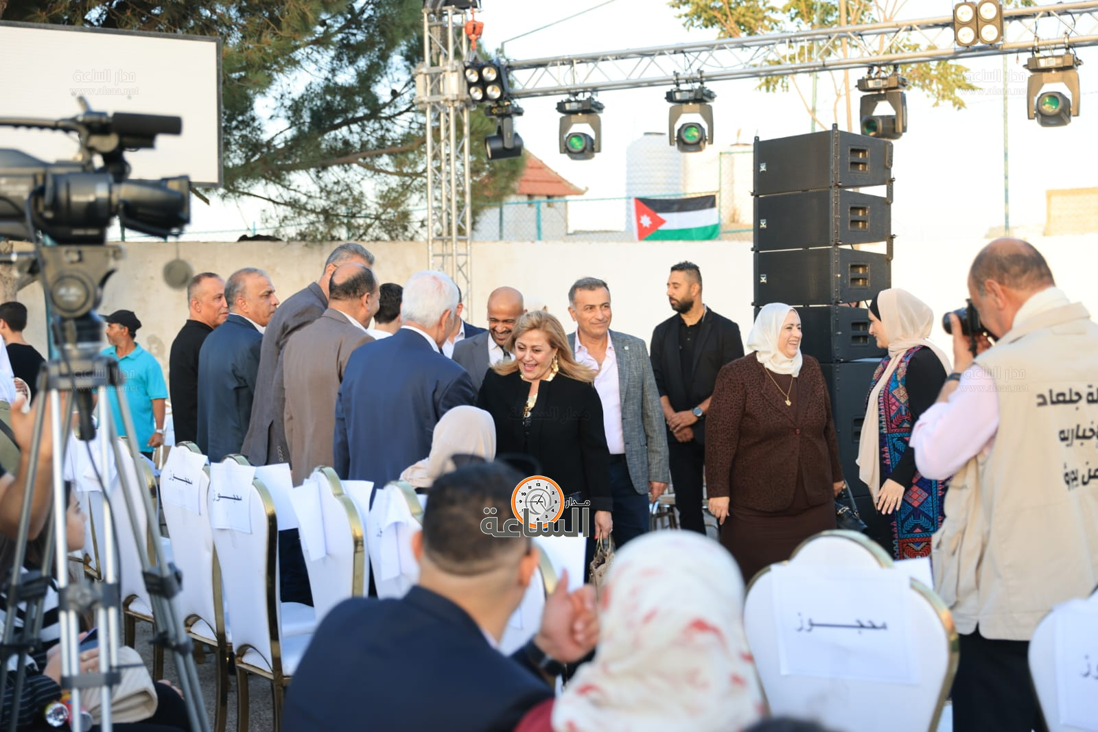 Madar Al-Saa Images 0.6999449146182694