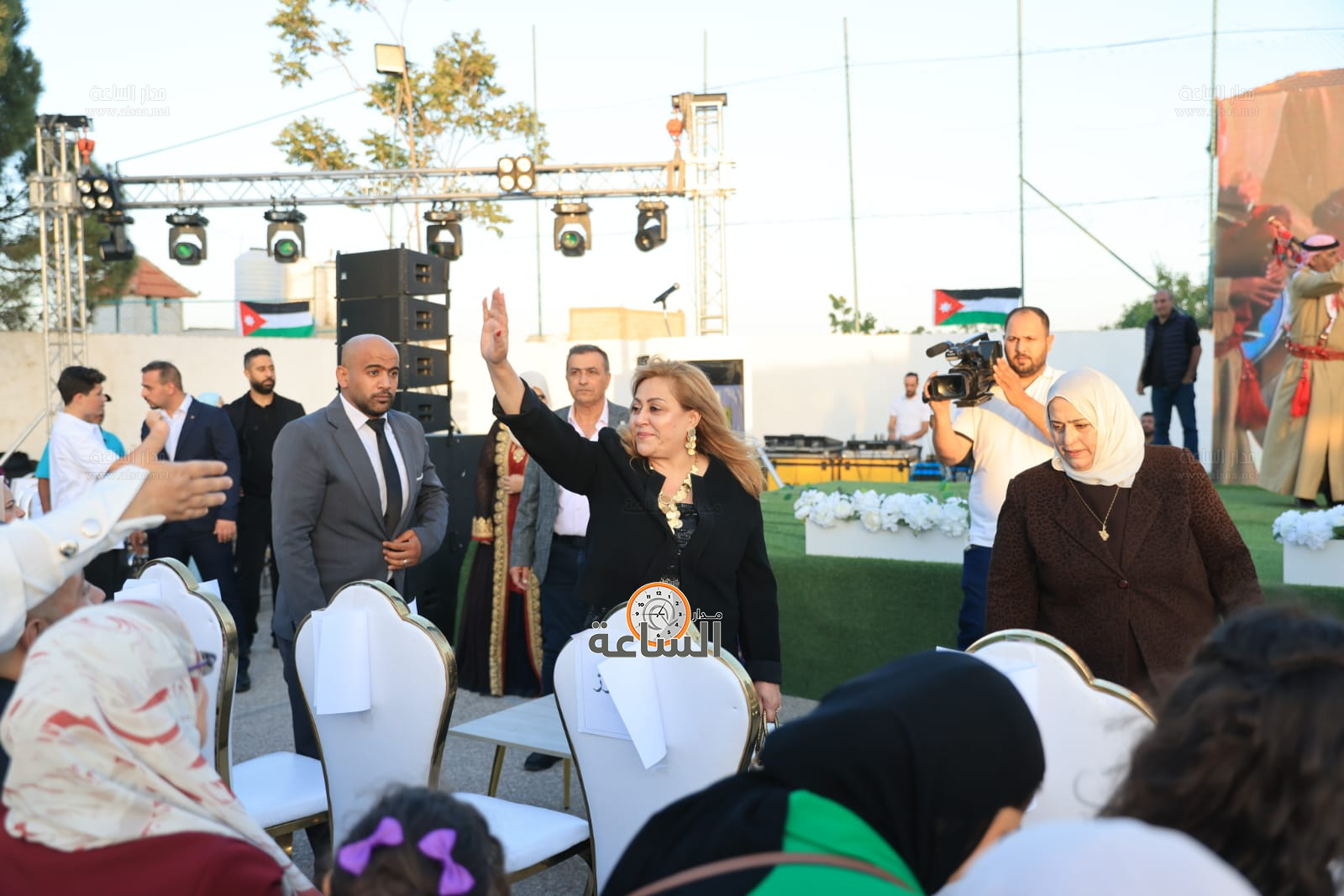 Madar Al-Saa Images 0.8100899304619499