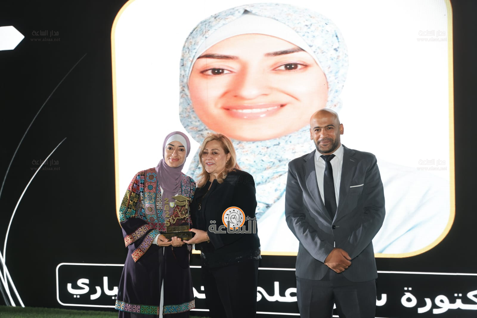 Madar Al-Saa Images 0.8143969391865837