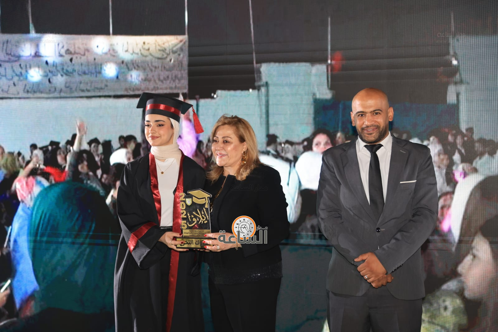 Madar Al-Saa Images 0.7072319660031016