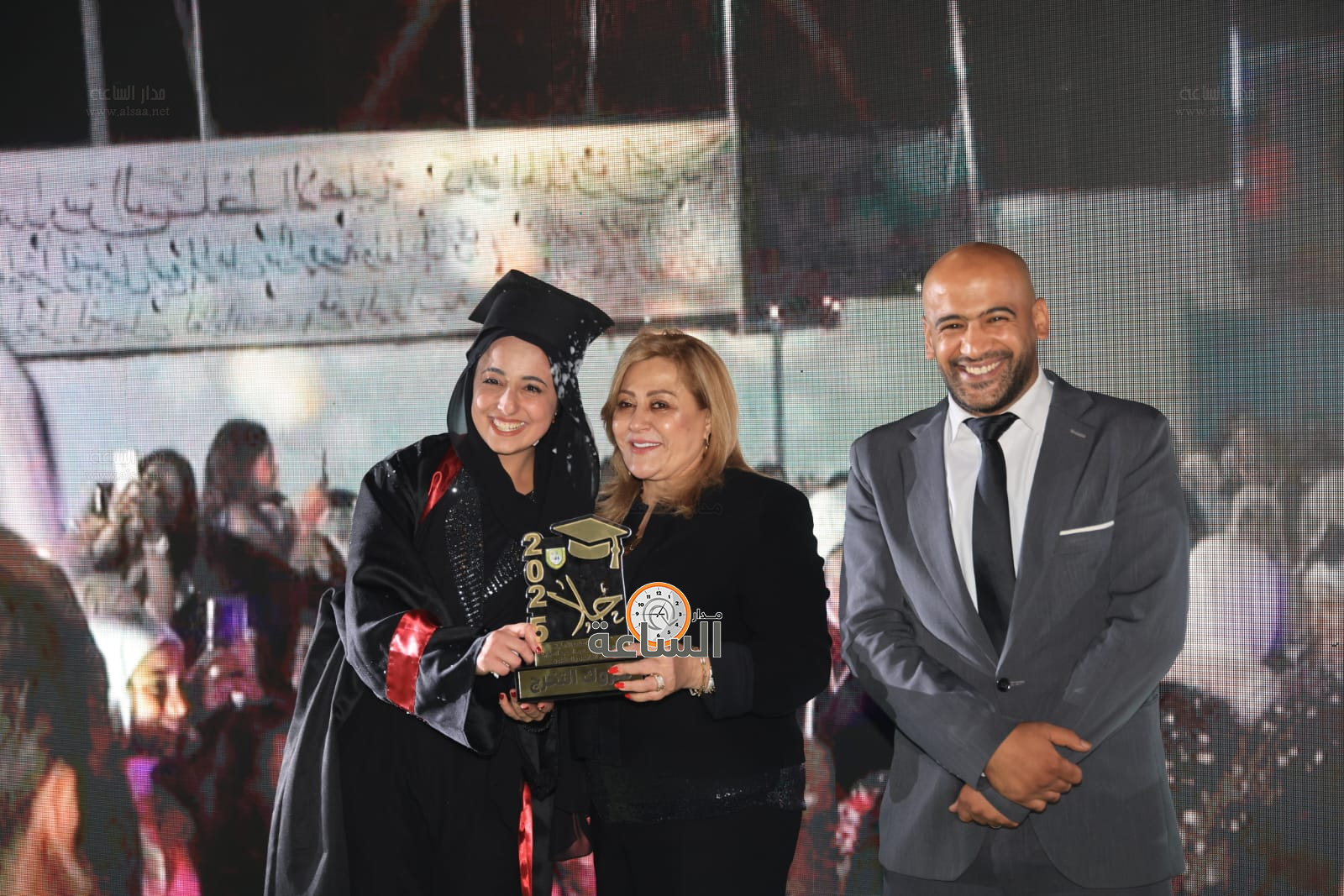 Madar Al-Saa Images 0.47139091988926174