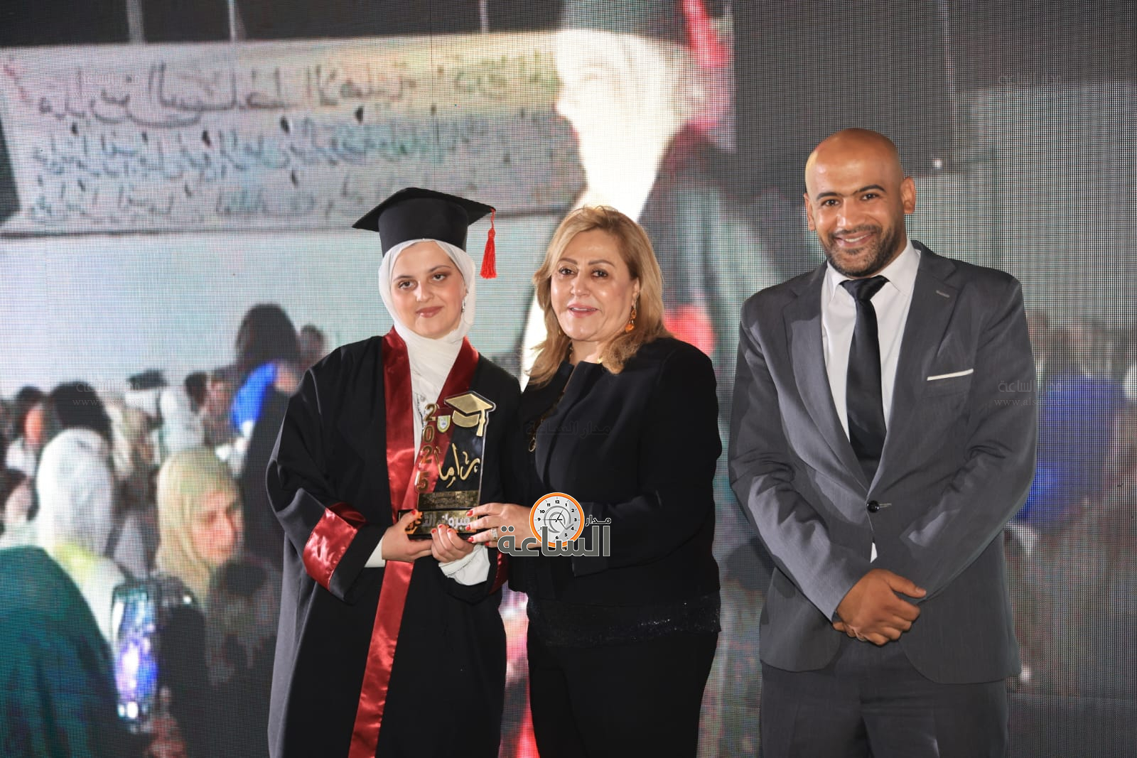 Madar Al-Saa Images 0.003608667133683907