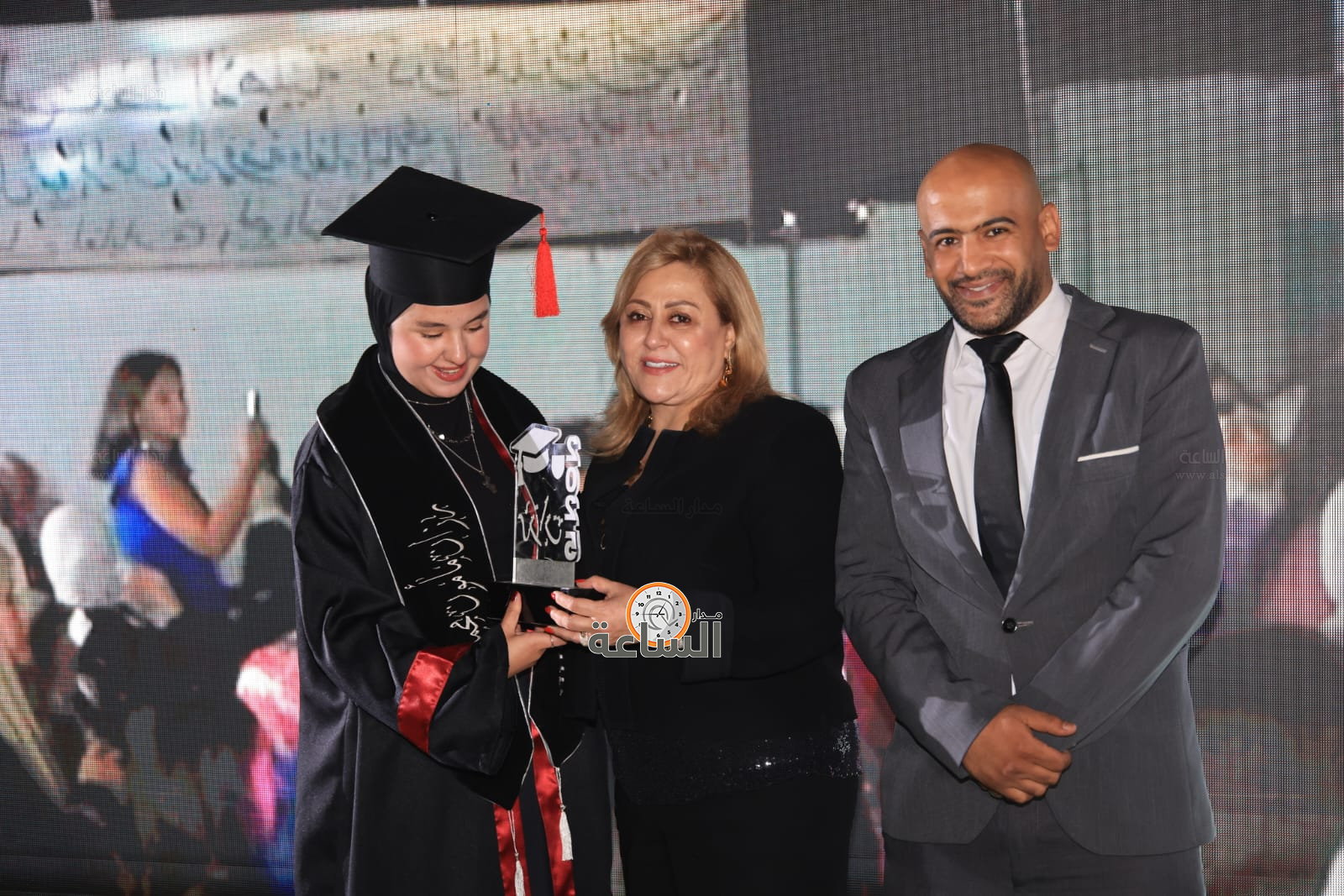 Madar Al-Saa Images 0.014878846012190472