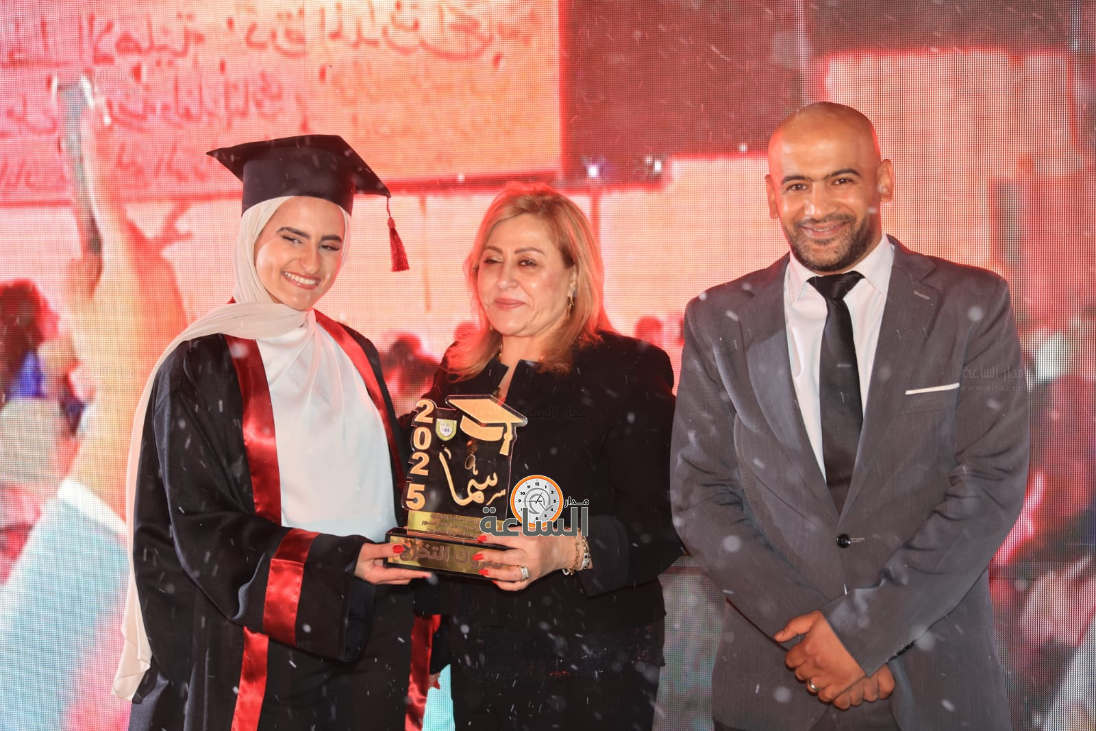 Madar Al-Saa Images 0.4859794709224078