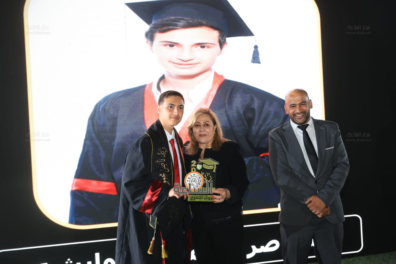 Madar Al-Saa Images 0.48825220648415923