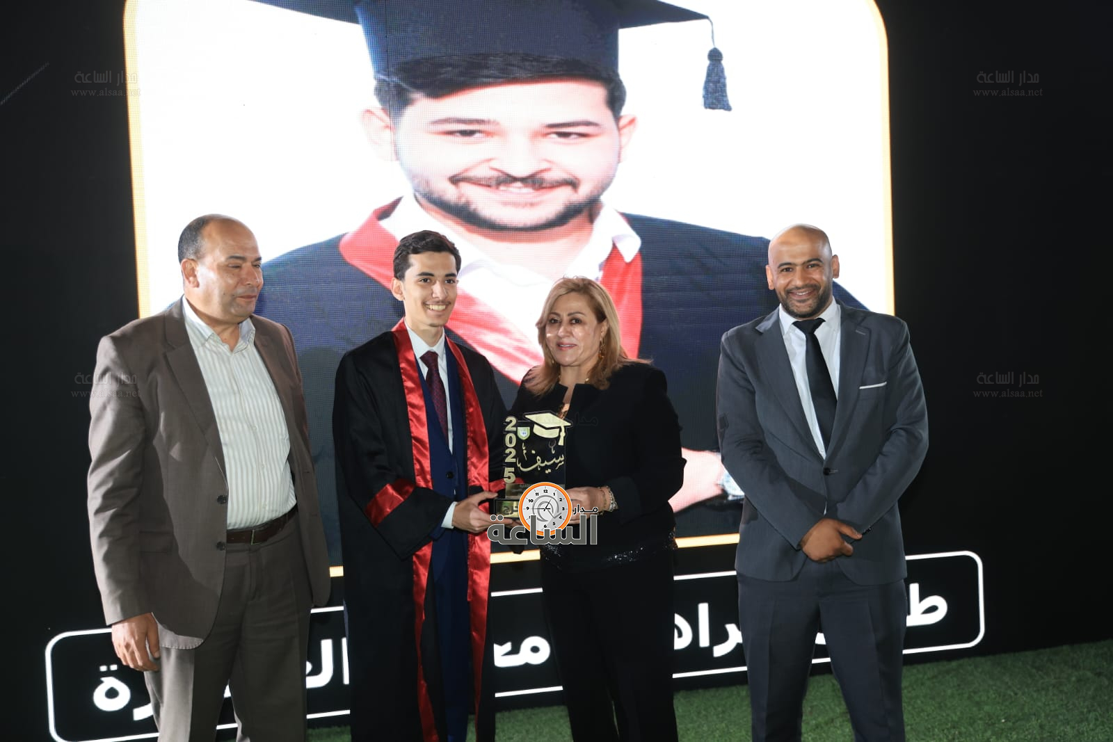 Madar Al-Saa Images 0.0313392223214537