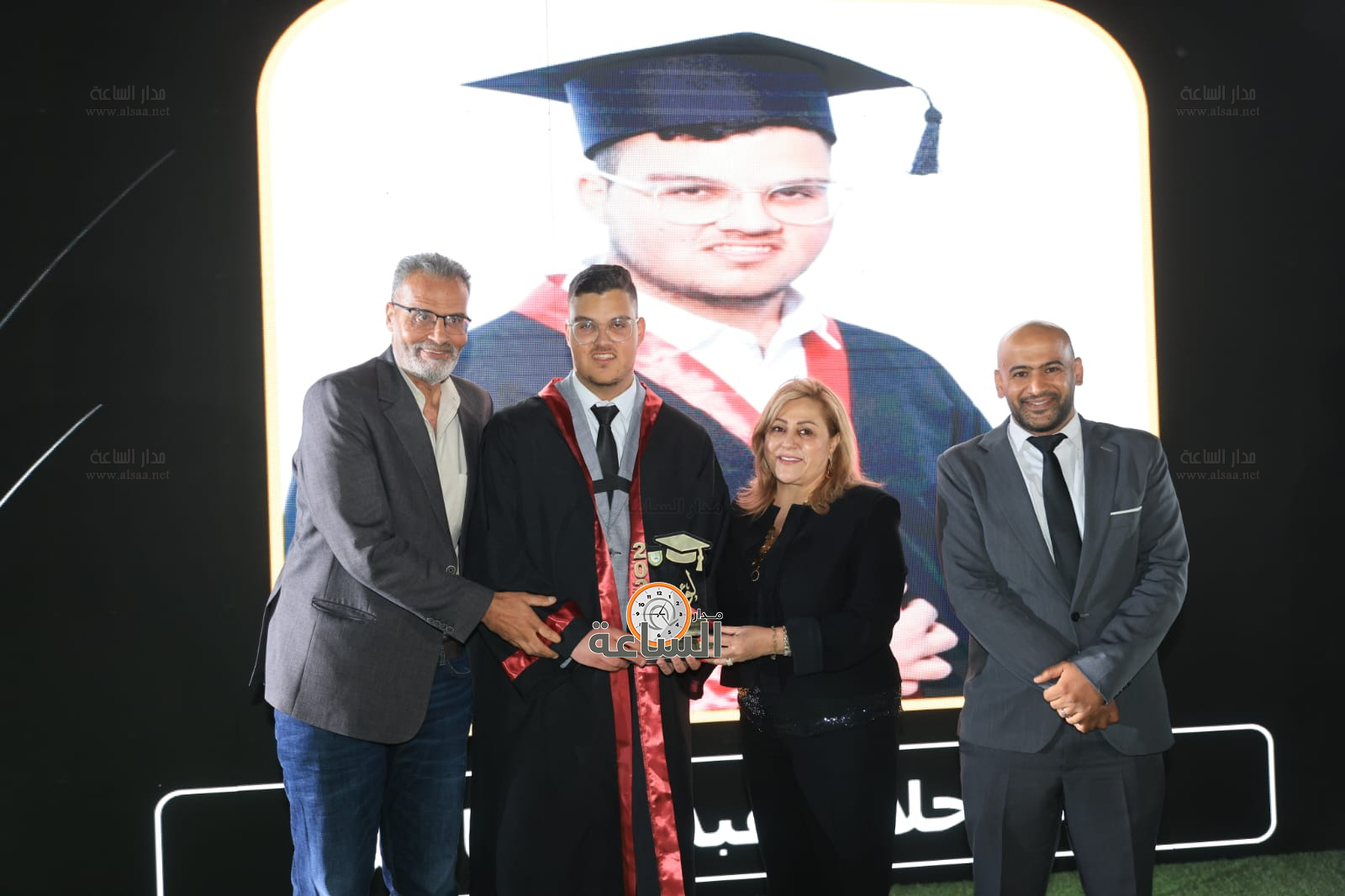 Madar Al-Saa Images 0.5294256320541101