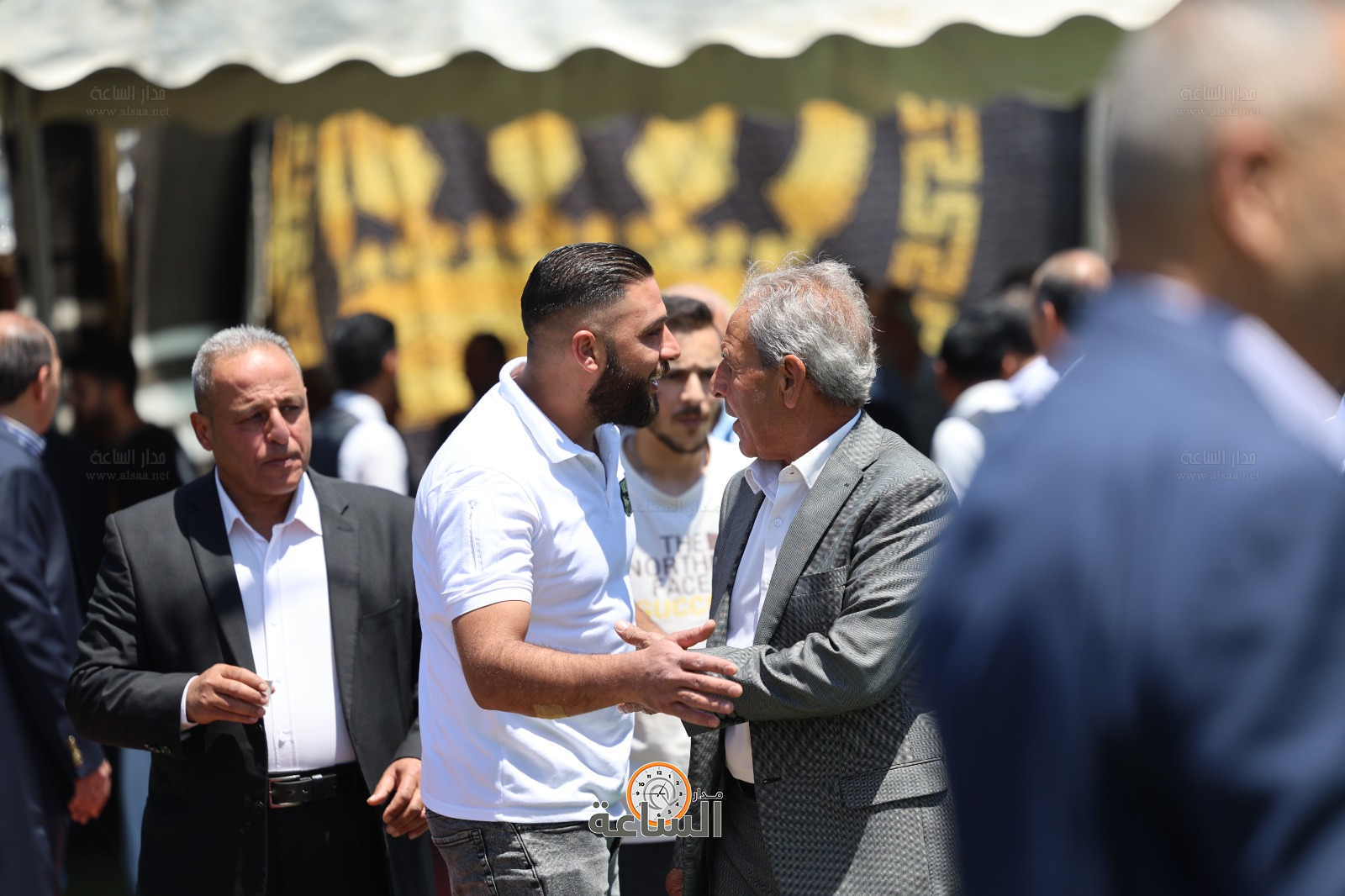 Madar Al-Saa Images 0.8826509028528645