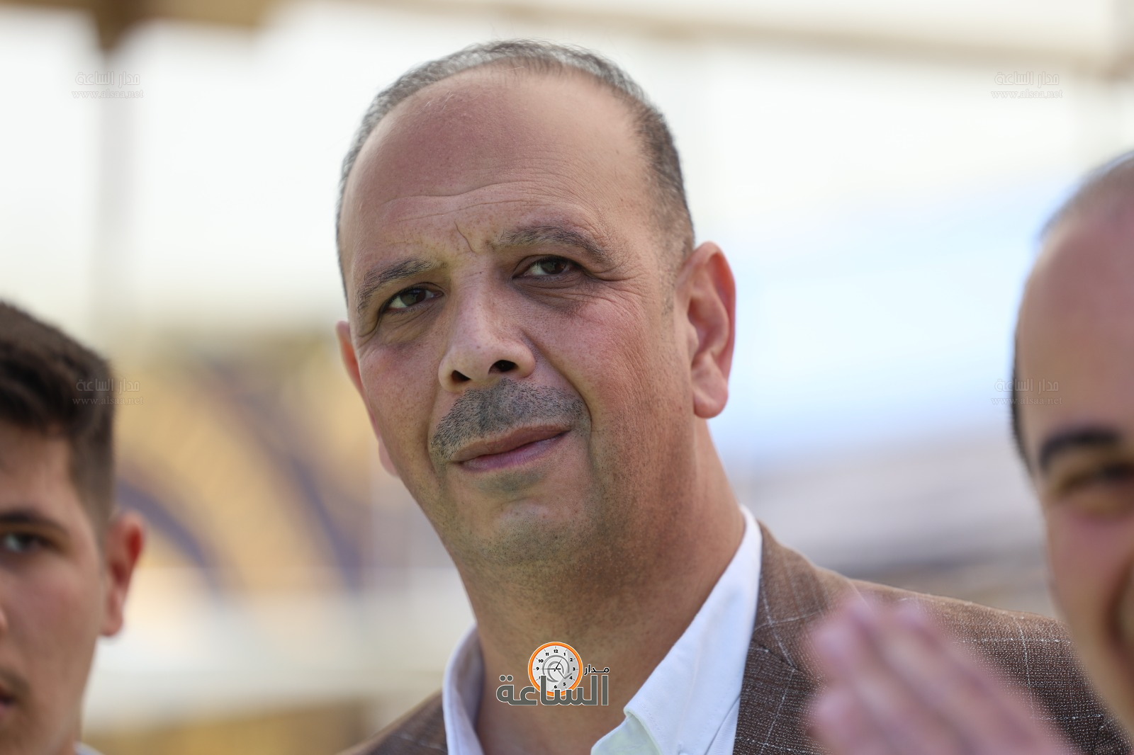 Madar Al-Saa Images 0.6856112473763495