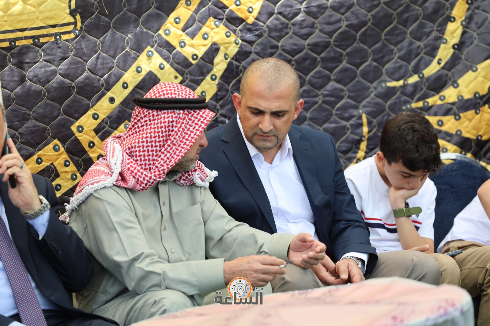 Madar Al-Saa Images 0.0798119307428321