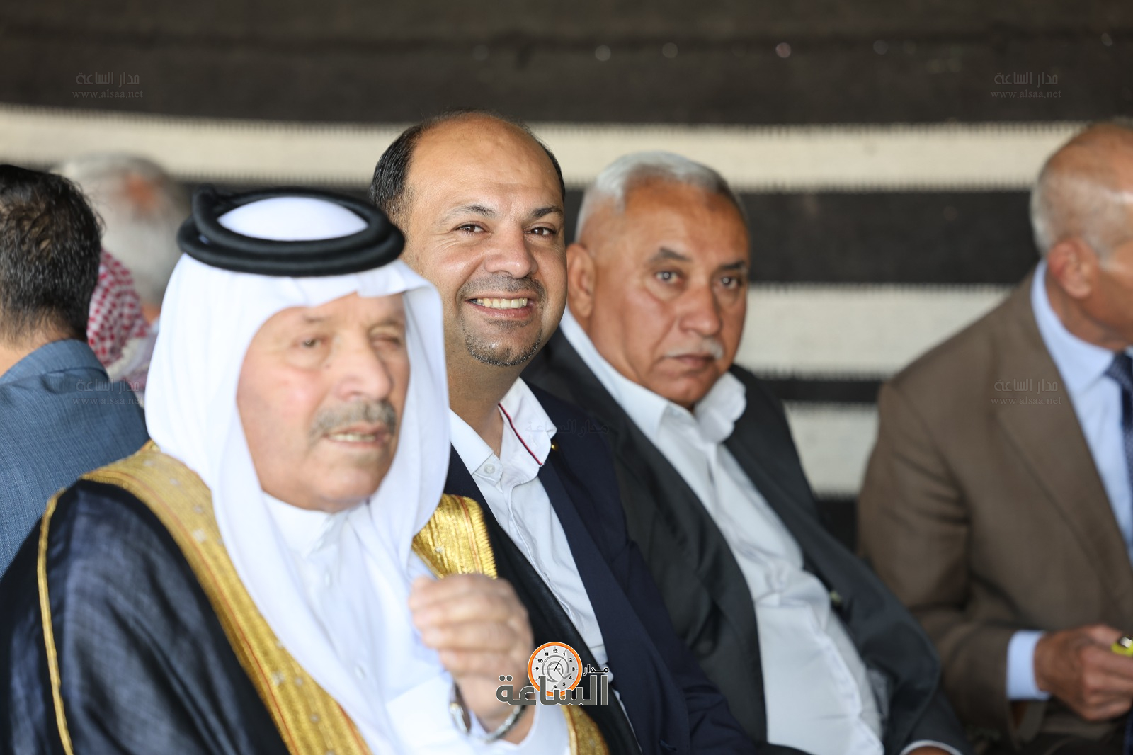 Madar Al-Saa Images 0.4212498107118249