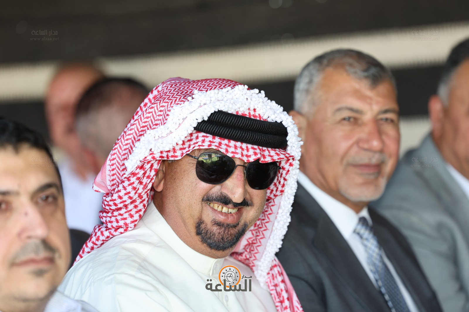 Madar Al-Saa Images 0.8816065675808127