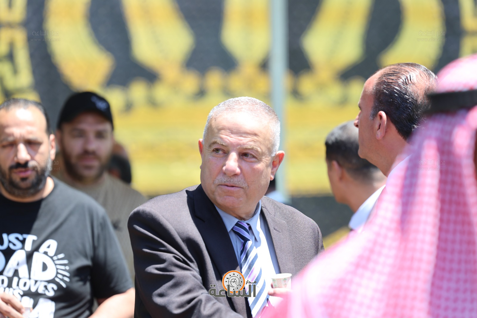 Madar Al-Saa Images 0.4821581515180533