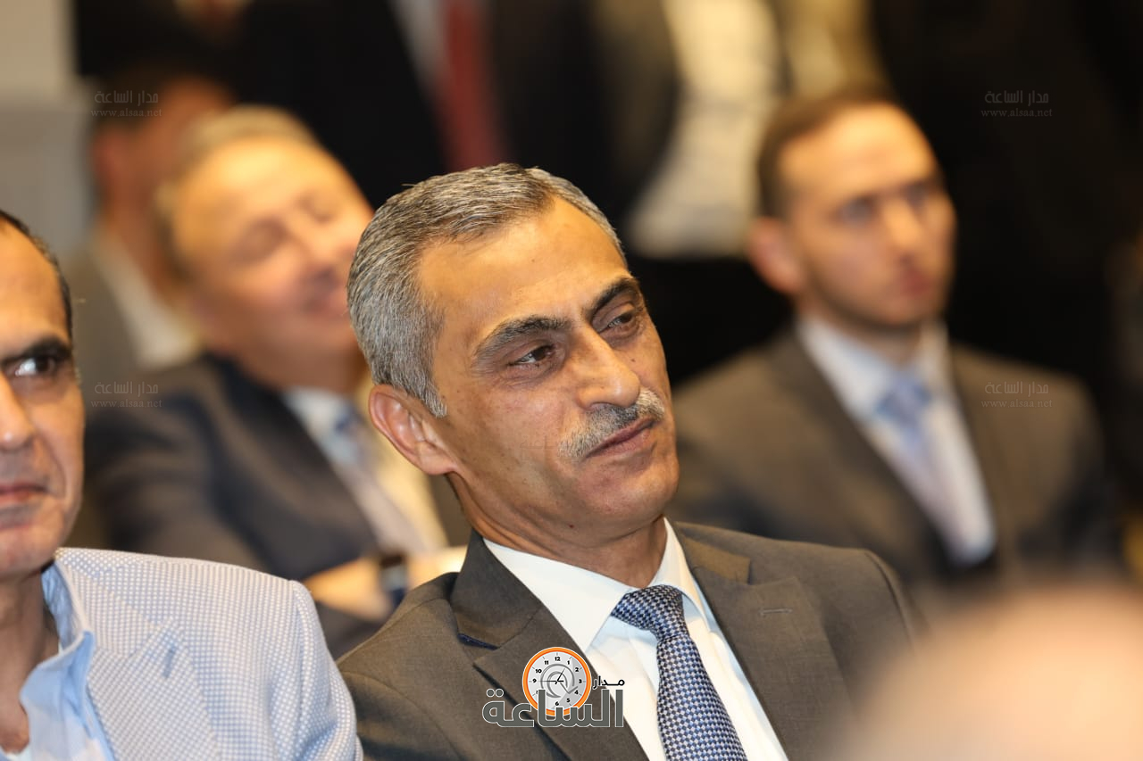 Madar Al-Saa Images 0.04300455654554747