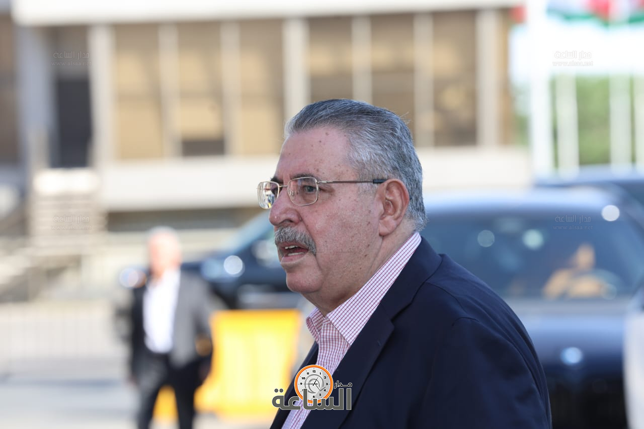 Madar Al-Saa Images 0.8787576920755777