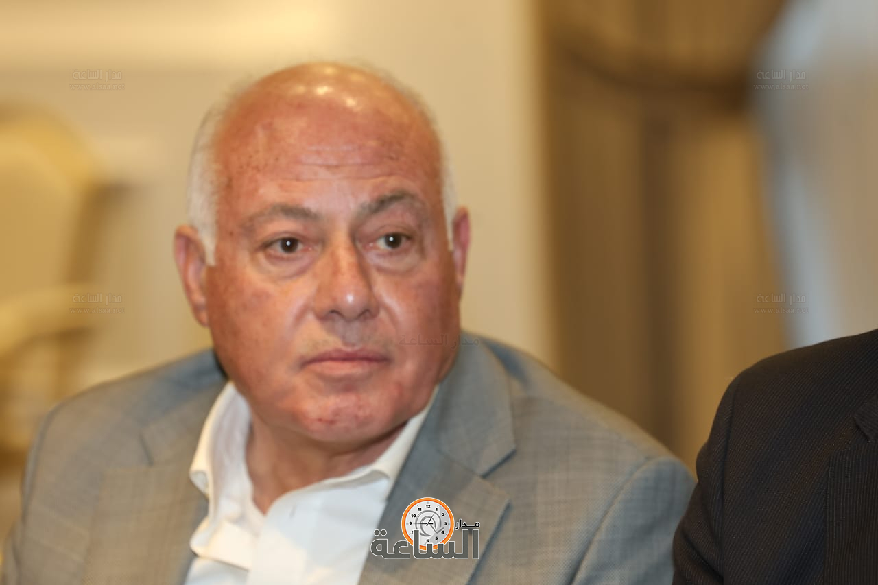 Madar Al-Saa Images 0.04491352700197904