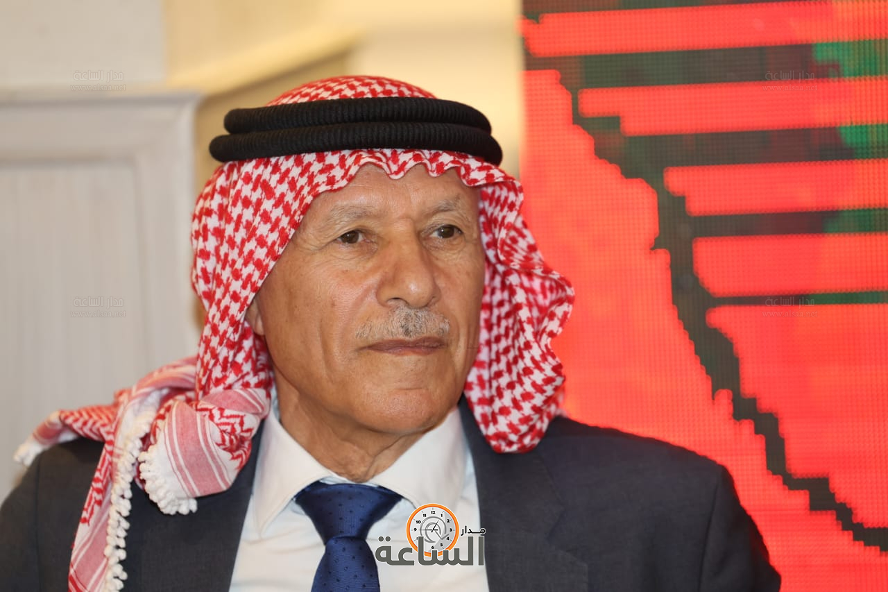 Madar Al-Saa Images 0.67938179878347