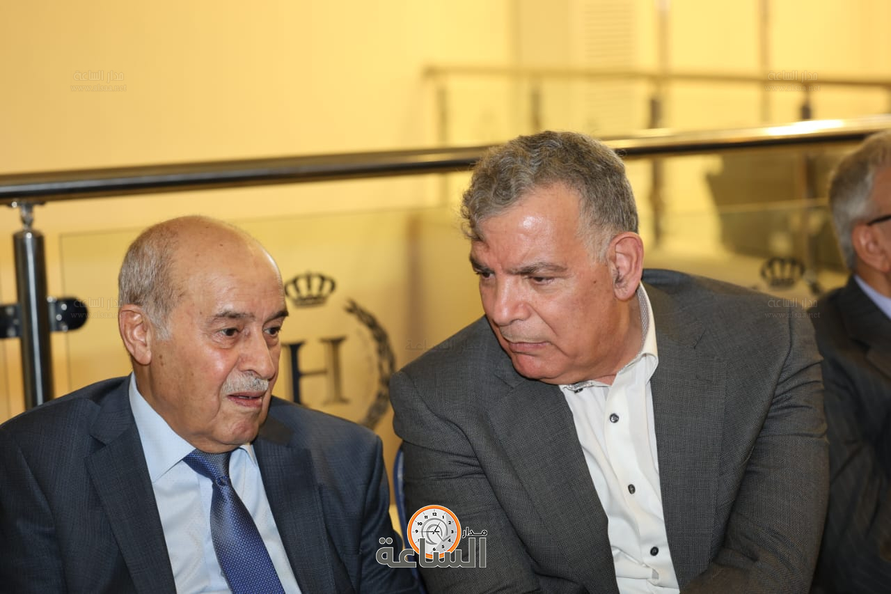 Madar Al-Saa Images 0.17128768299611274