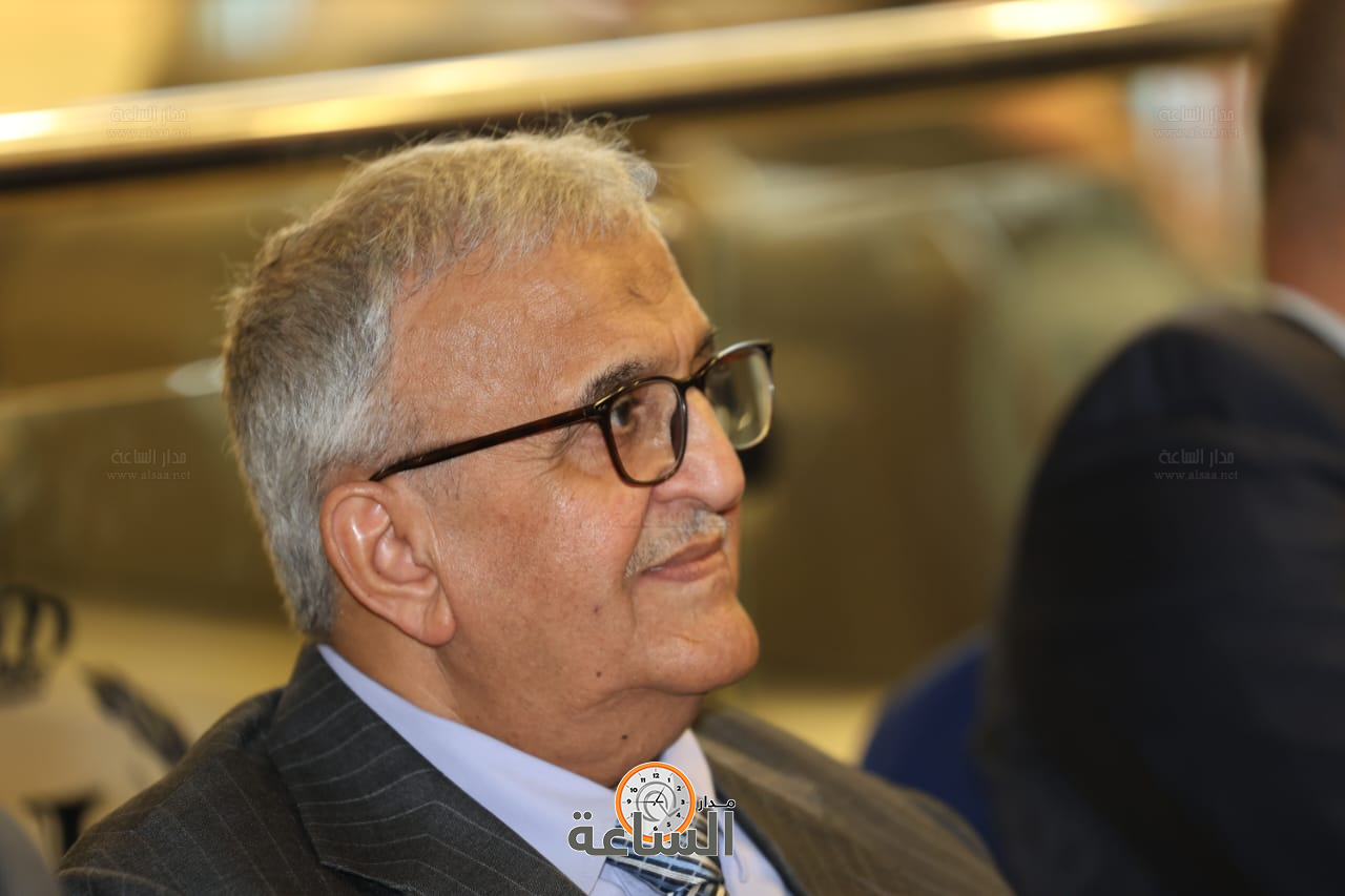 Madar Al-Saa Images 0.8152448809337853