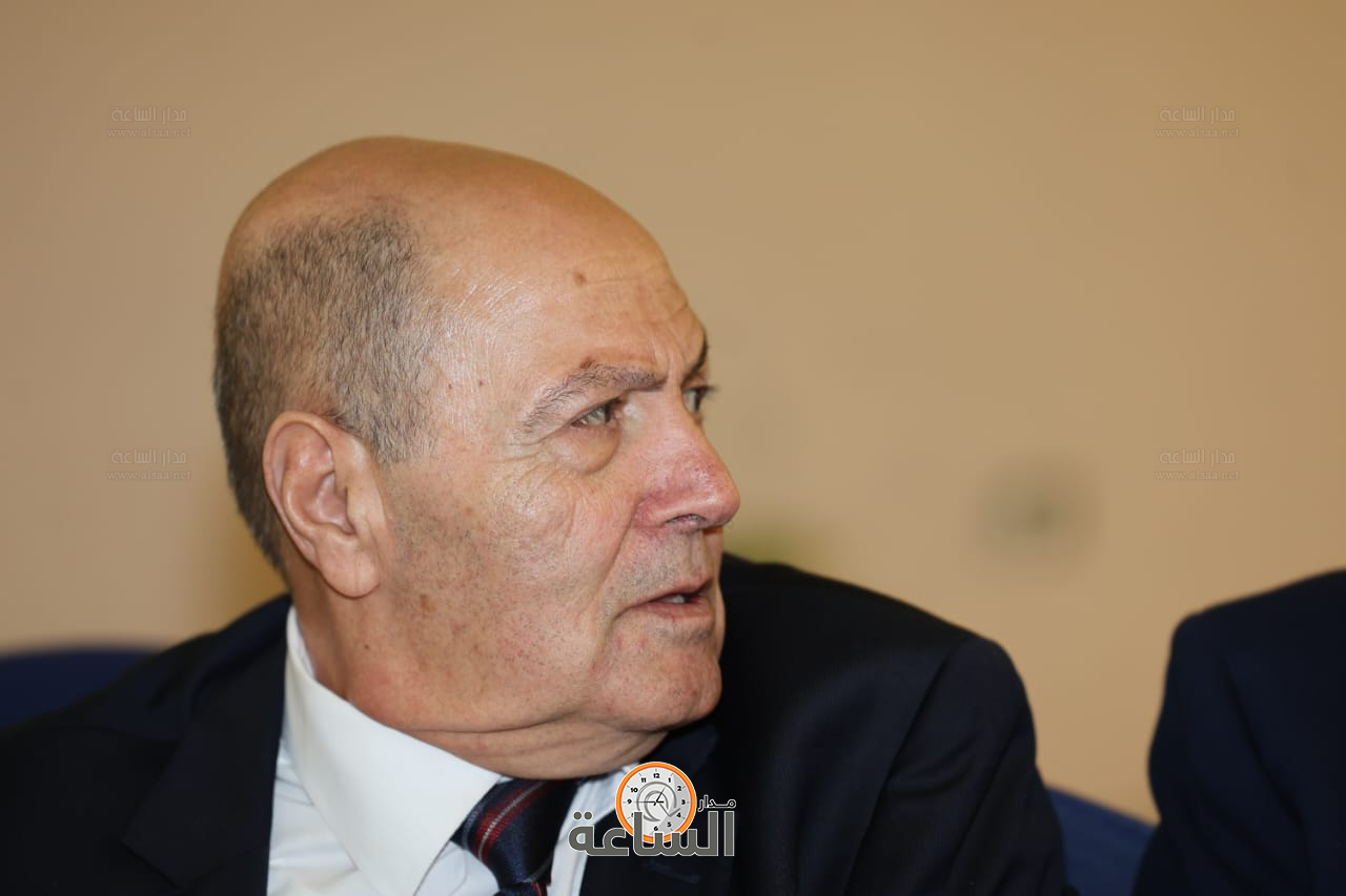 Madar Al-Saa Images 0.4488336488373048