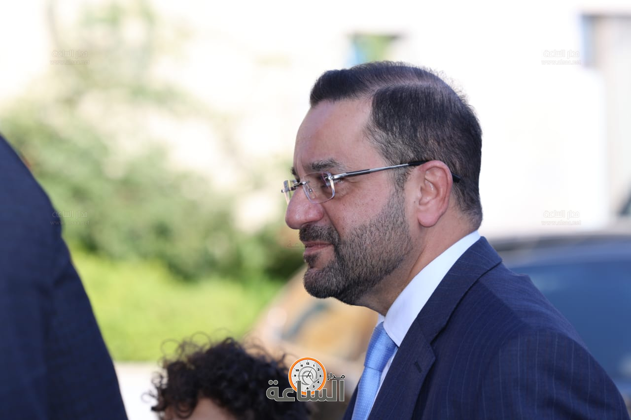 Madar Al-Saa Images 0.09349991272460423