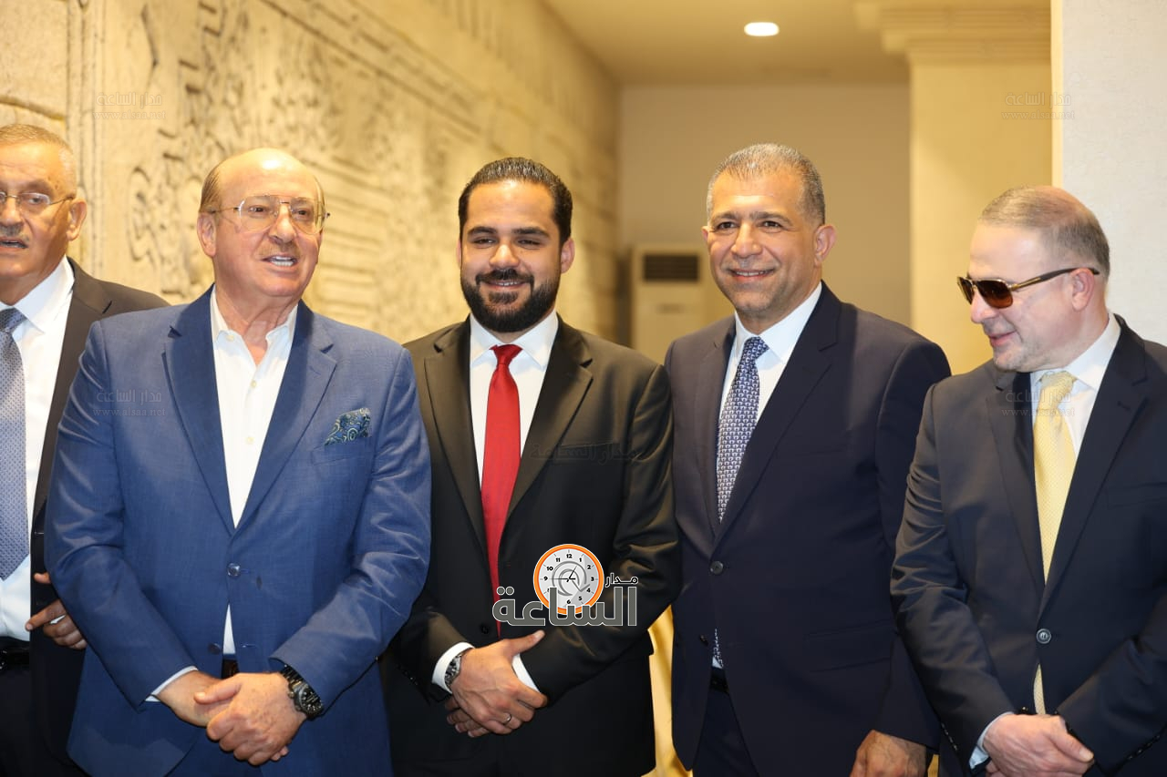 Madar Al-Saa Images 0.7005659214862329