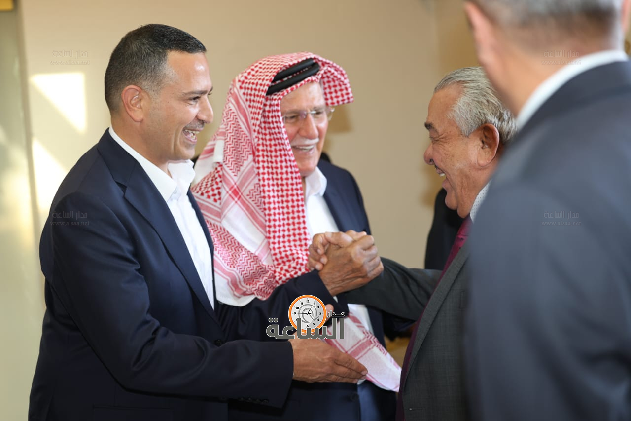 Madar Al-Saa Images 0.24584977223692217