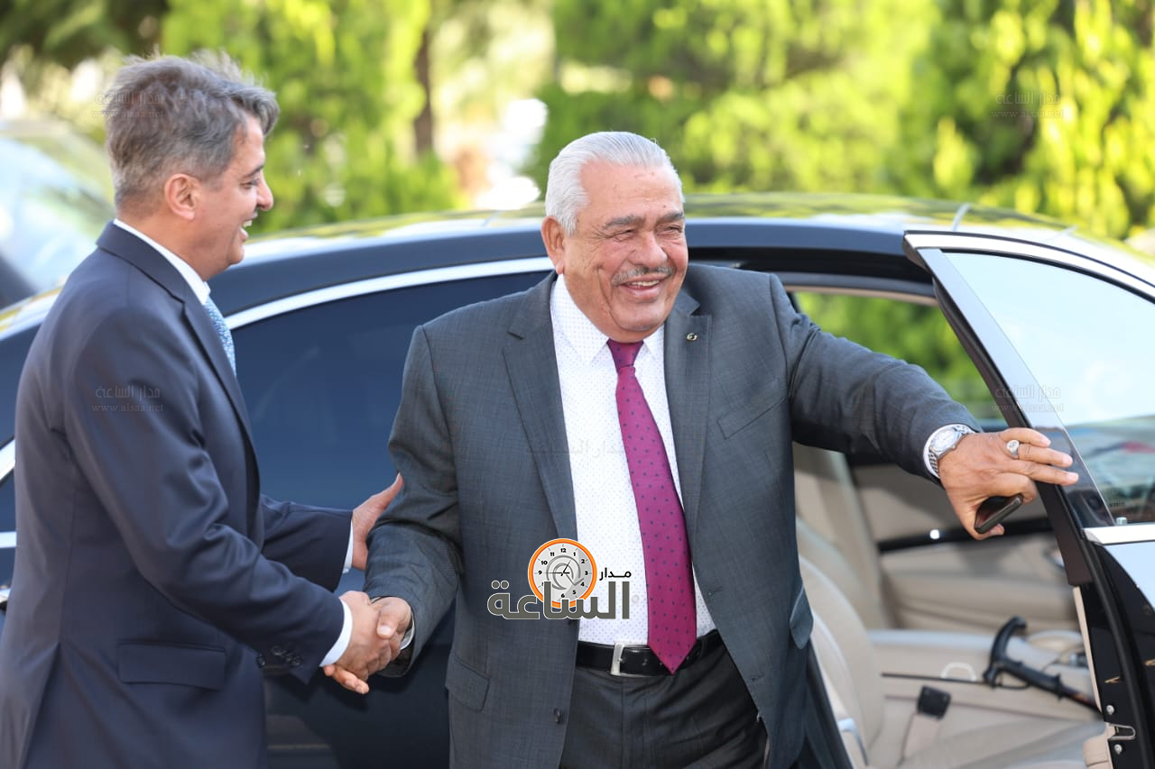 Madar Al-Saa Images 0.19400150398432892