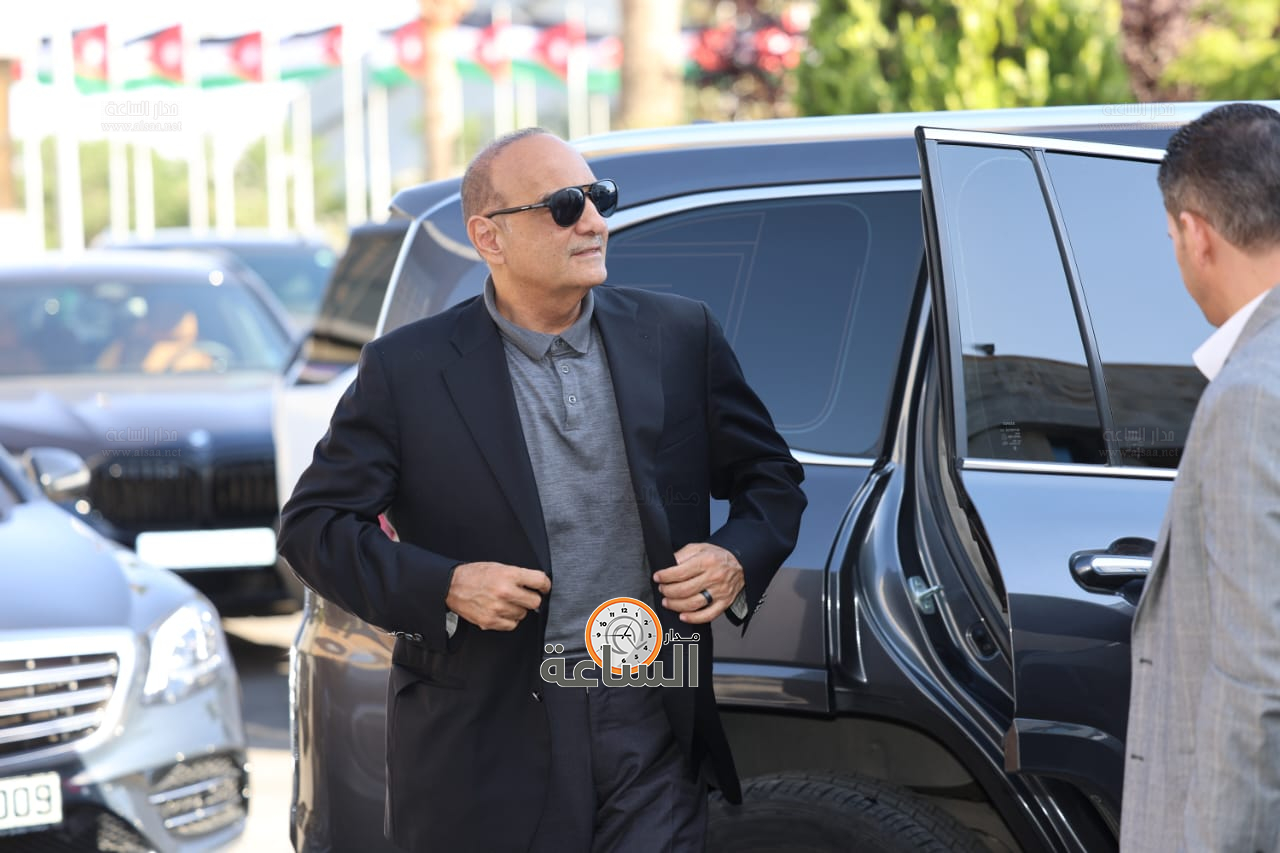 Madar Al-Saa Images 0.668386772911452