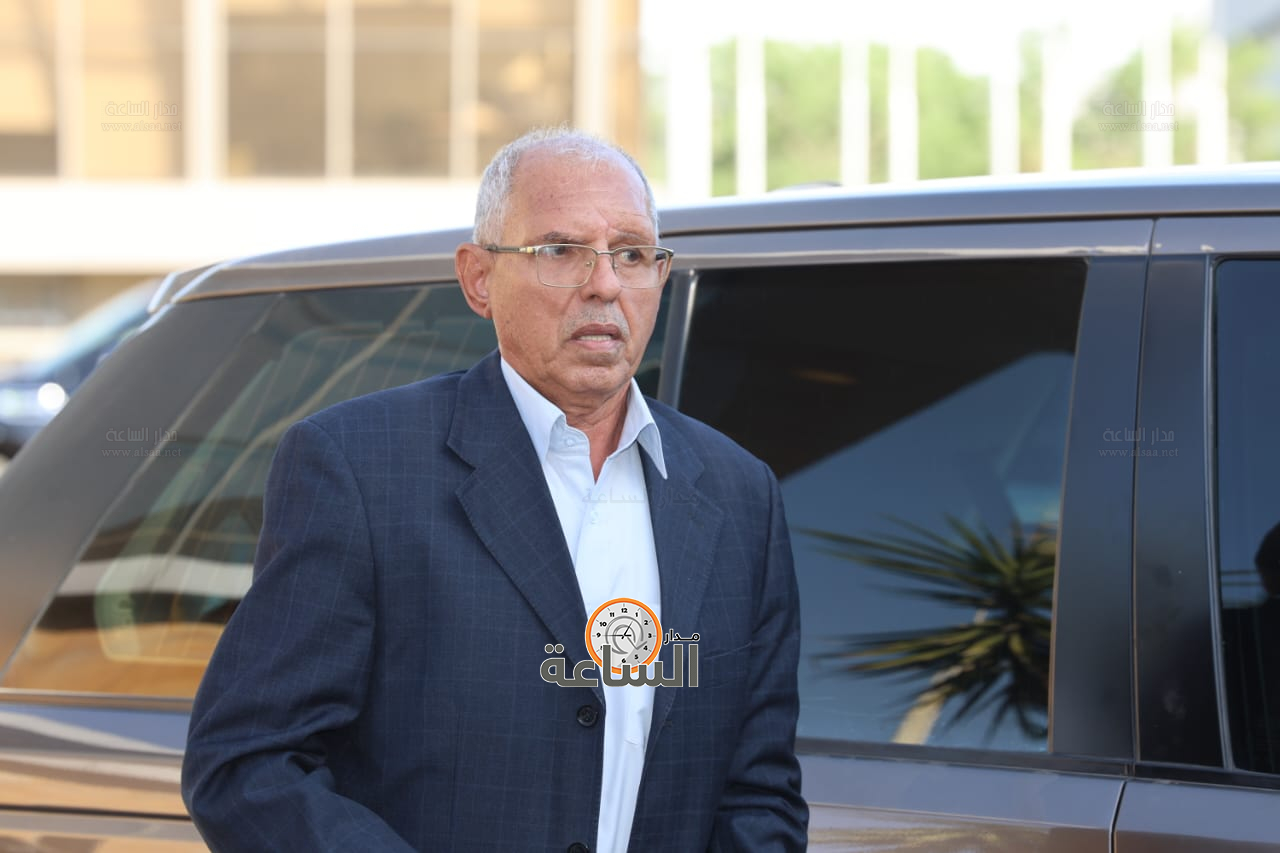 Madar Al-Saa Images 0.7717886298856881