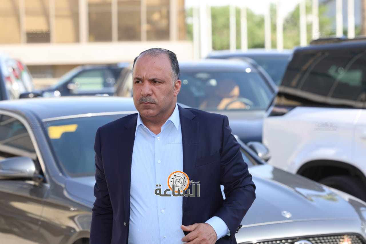 Madar Al-Saa Images 0.7760860926217642