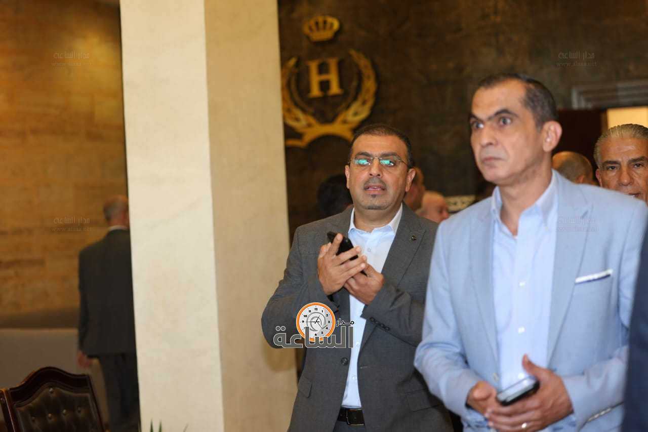 Madar Al-Saa Images 0.9532418856867746