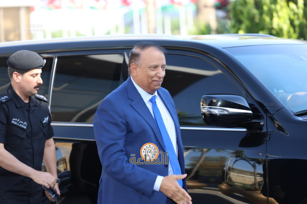 Madar Al-Saa Images 0.8772392231283973