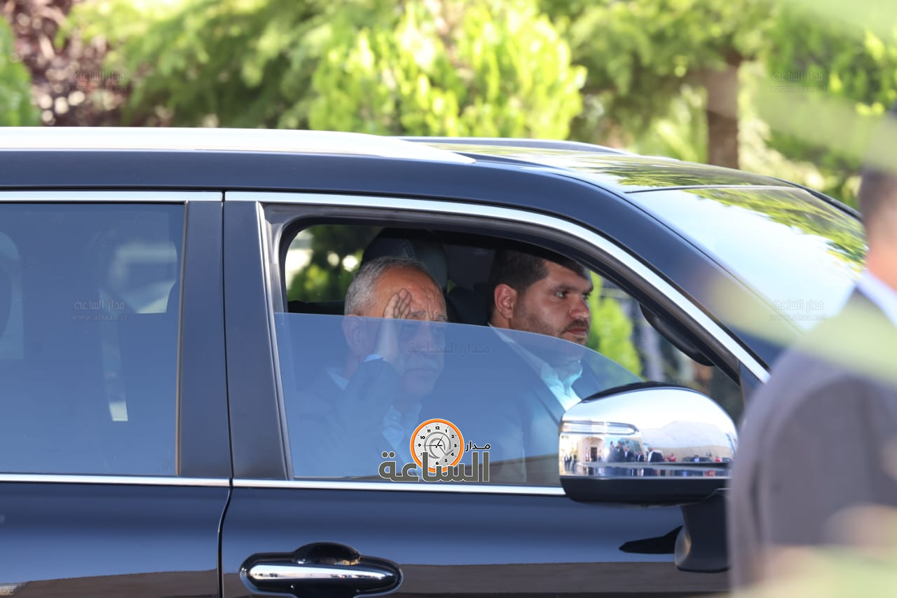 Madar Al-Saa Images 0.837451387092565