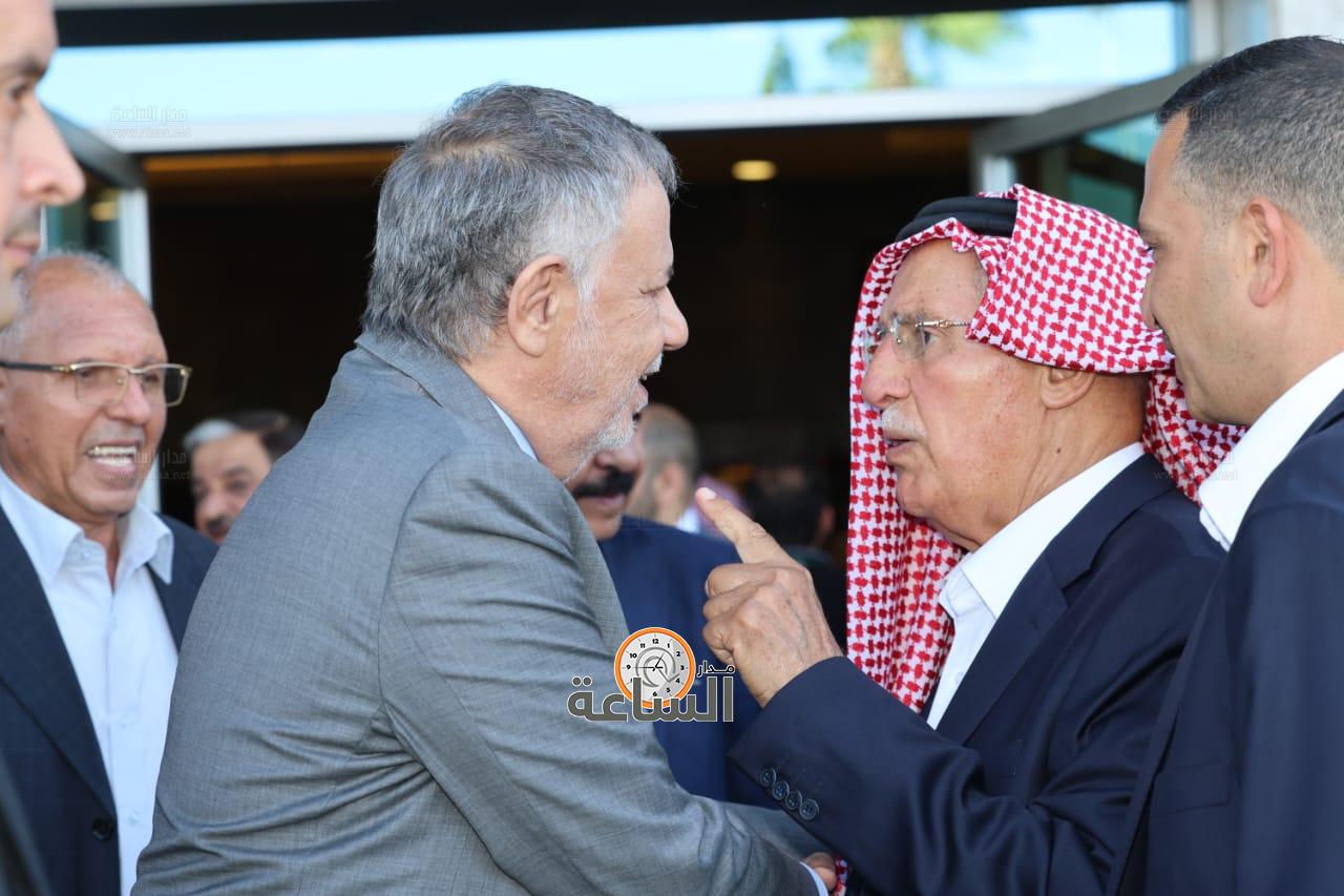 Madar Al-Saa Images 0.35086648691962763