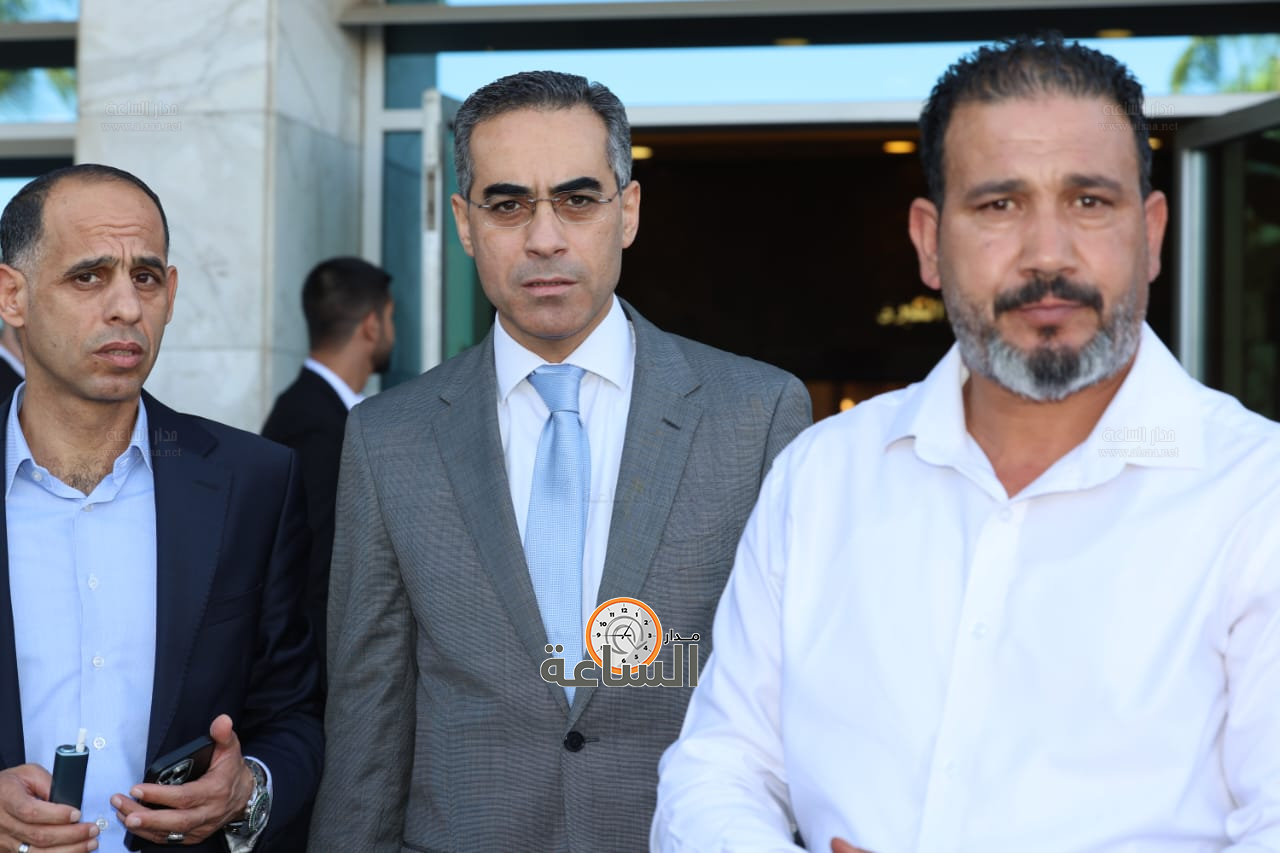 Madar Al-Saa Images 0.6727832949900255