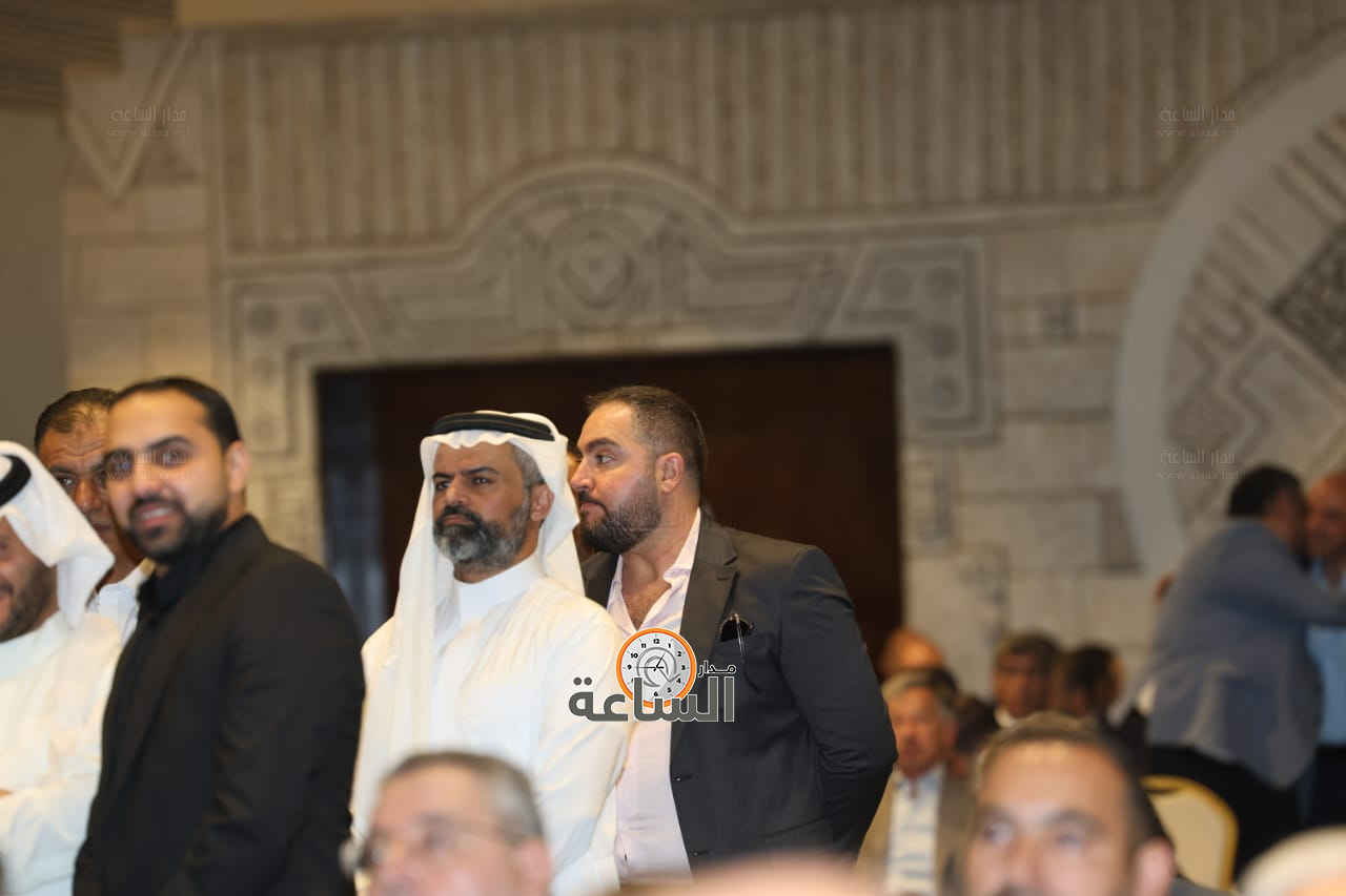 Madar Al-Saa Images 0.9941005299500895