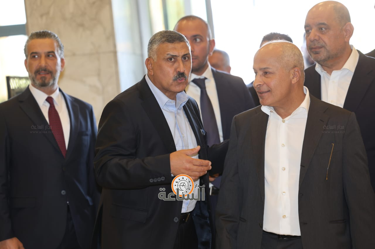 Madar Al-Saa Images 0.3993544045079771