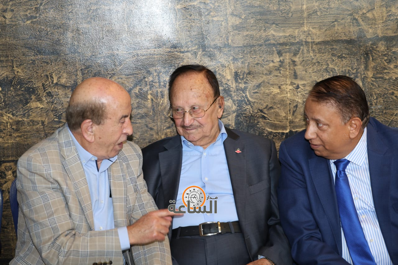 Madar Al-Saa Images 0.7457502886757764