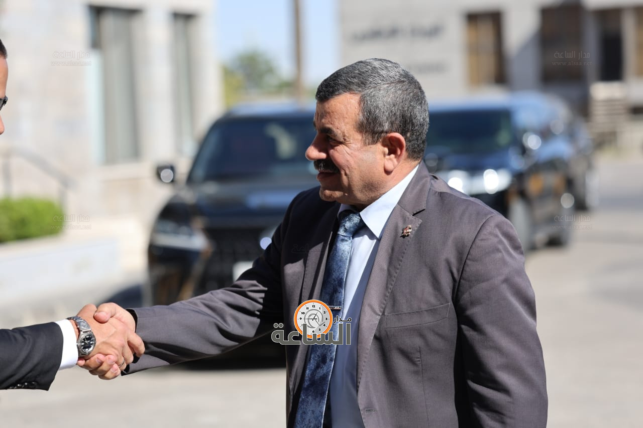 Madar Al-Saa Images 0.8741342811969897