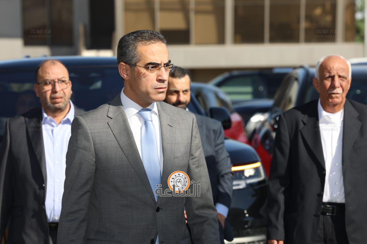 Madar Al-Saa Images 0.5135332120059648