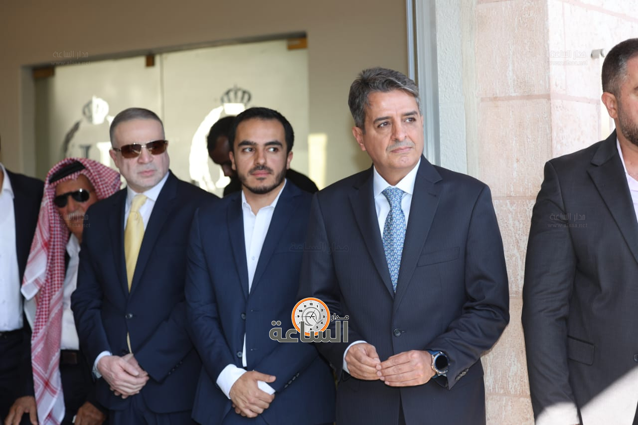 Madar Al-Saa Images 0.27973368954181144